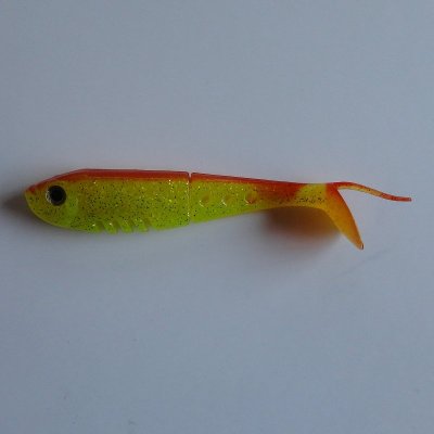 Buster Shad Chartreuse/Röd Rygg 13 cm