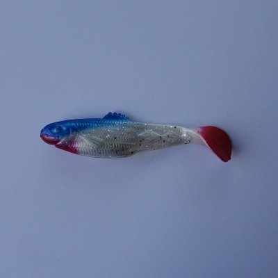 Diamond Shad Vit Pärlemor/Blå/Röd med Glitter 7,5 cm